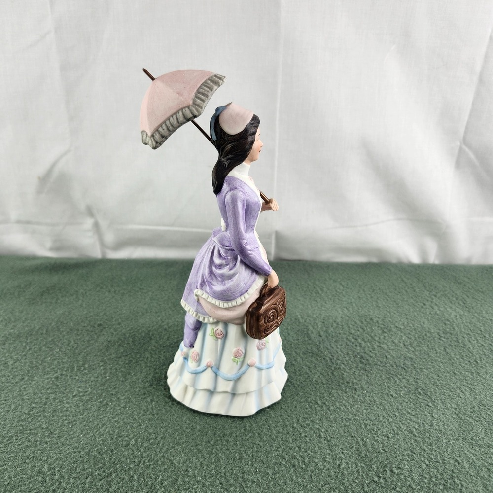 FIRST 1978 Avon President's Club Porcelain Mrs. Albee Award Figurine VTG. No Box - Picture 4 of 6